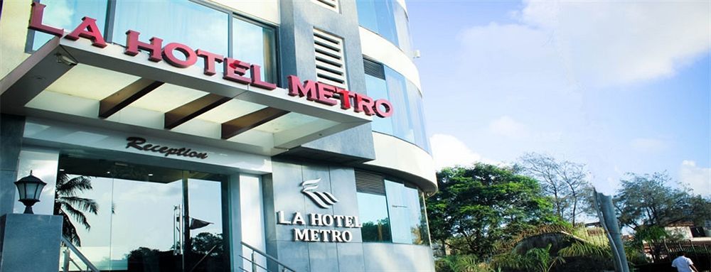 La Hotel Metro Near Bkc Мумбаи Экстерьер фото